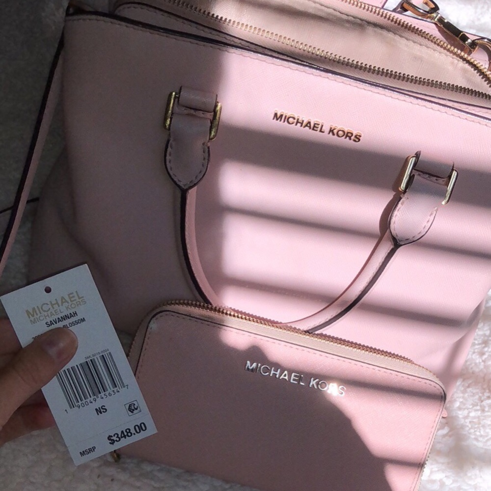 Micheal kors Handbag + Wallet set